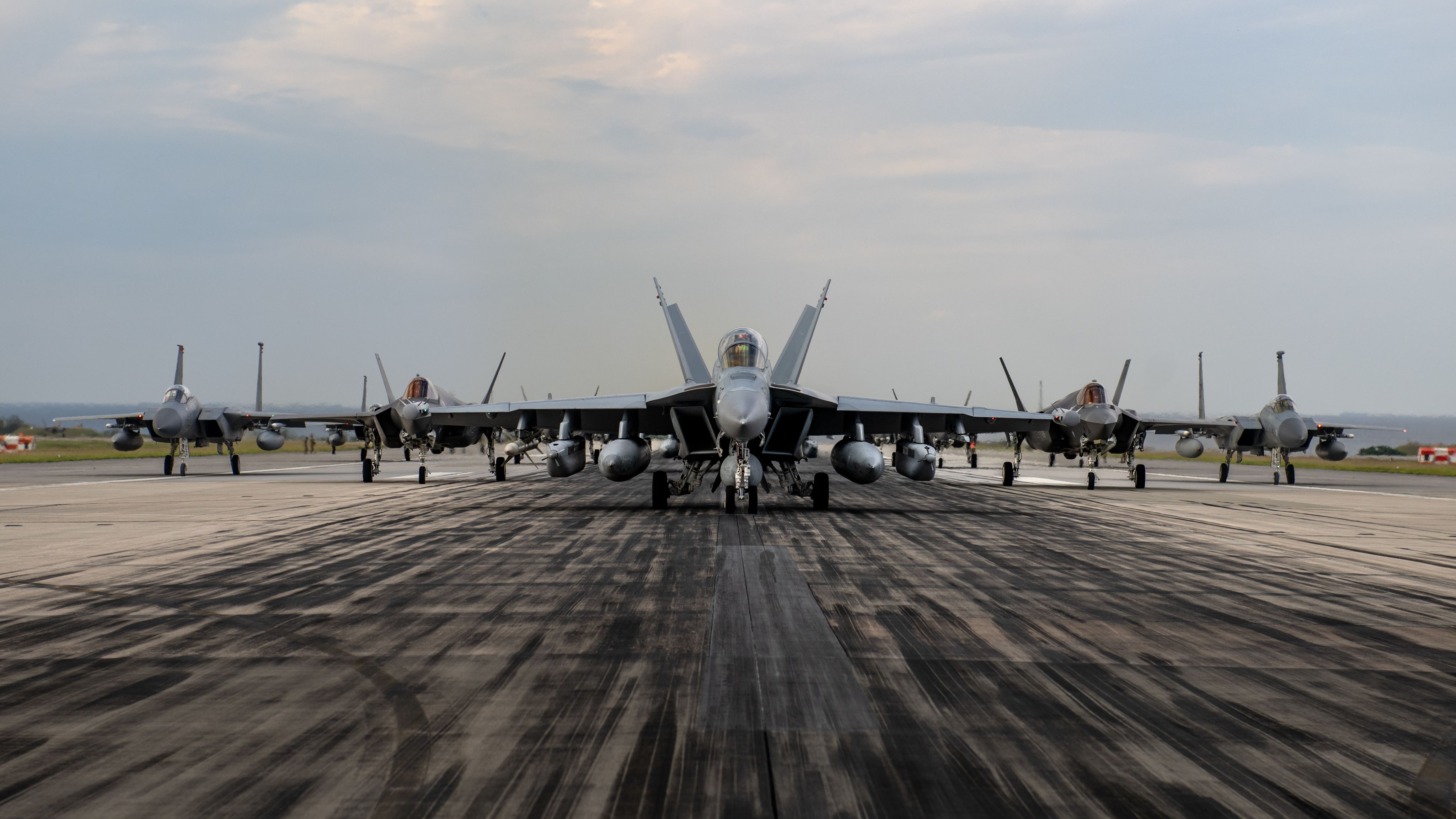 Jets on flightline