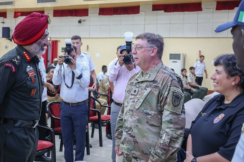 Cadet program leaders from U.S. and India talk.